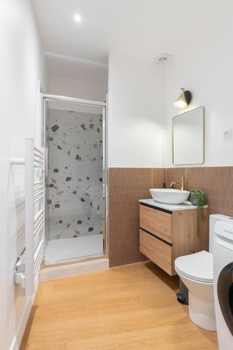 Apartment T3 Sur Jolie Place, Parking Inclus, Clim La Ciotat