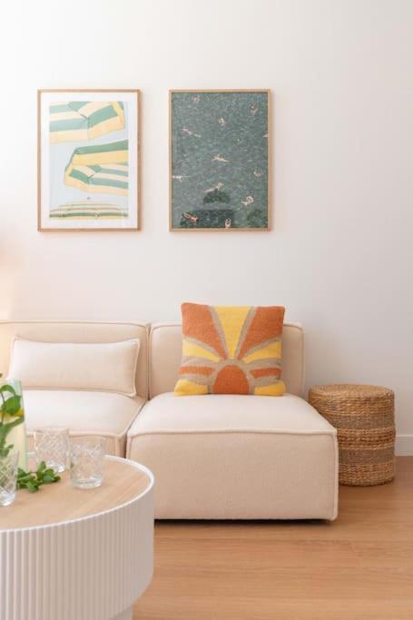 T3 Sur Jolie Place, Parking Inclus, Clim Apartment *